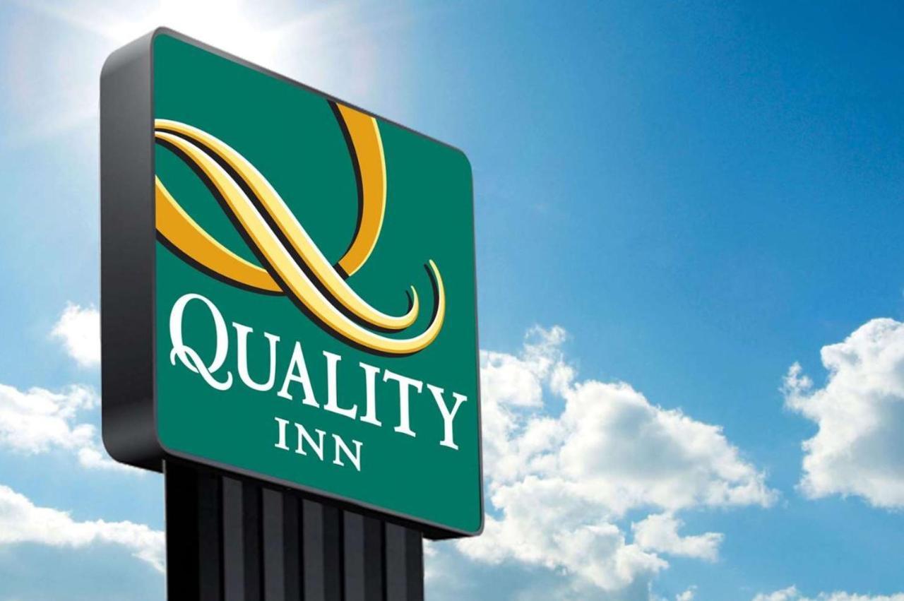 Quality Inn Joliet Bagian luar foto