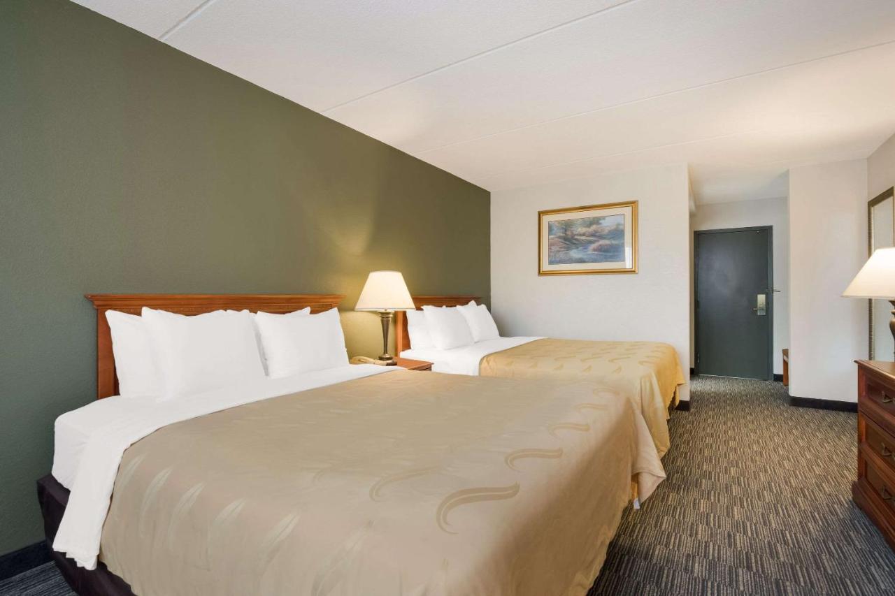Quality Inn Joliet Bagian luar foto