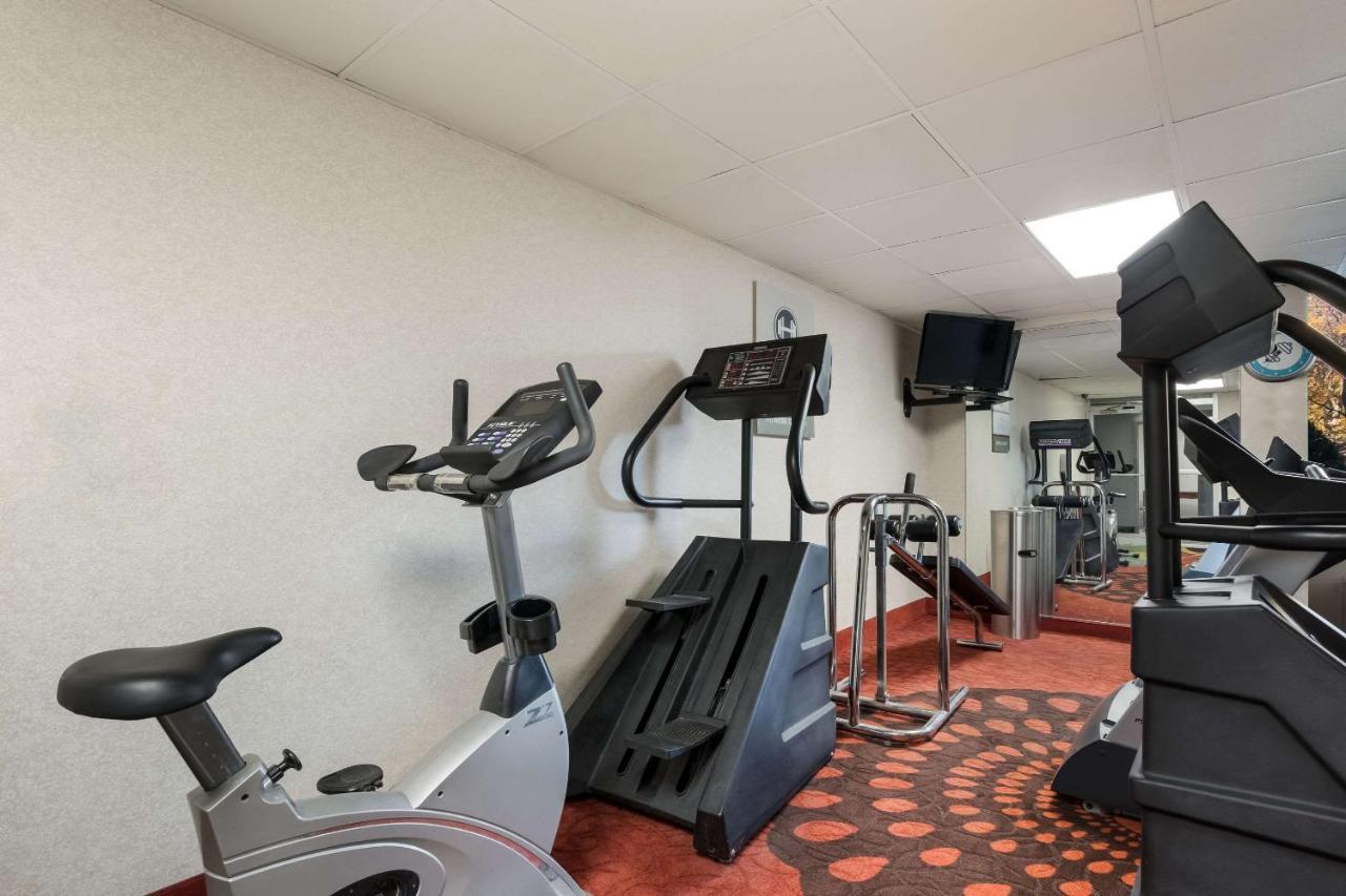 Quality Inn Joliet Bagian luar foto