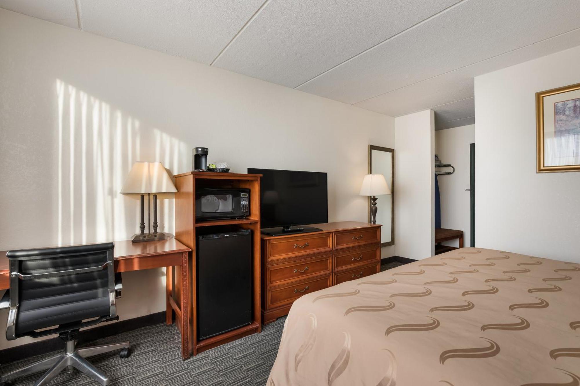 Quality Inn Joliet Ruang foto